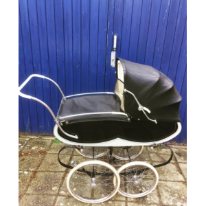 Prachtige vintage van Delft kinderwagen